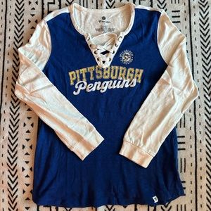 Woman’s Pittsburgh Penguins Fanatics Branded Royal/White True Classic Lace Up